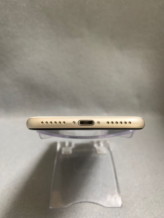 ĶʡǡSIMե꡼iPhoneSE 3塡64GB 饤ȿ