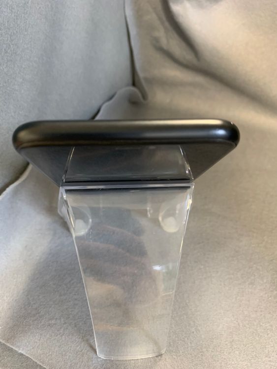 ����ʡ������ǡ�SIM�ե꡼��iPhone XR 128GB���֥�å���