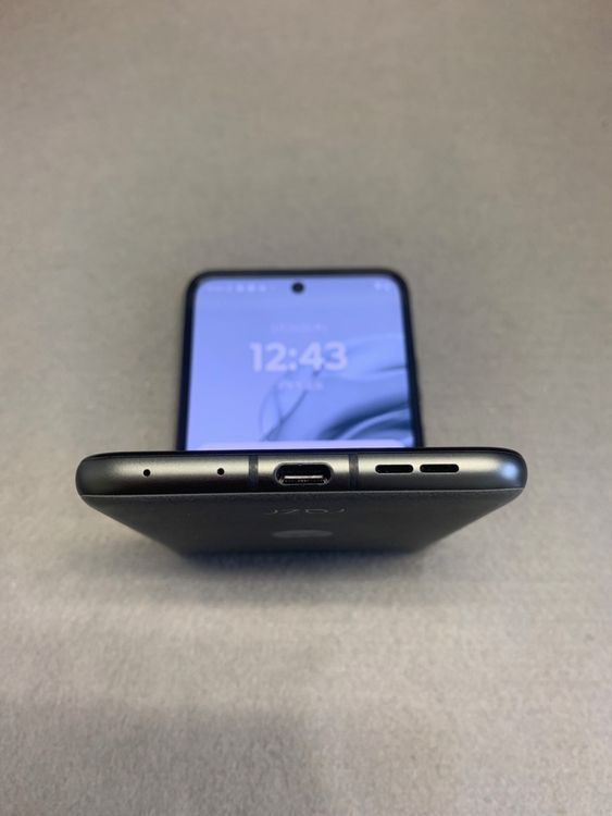 ���� SIM�ե꡼ MOTOROLA razr 50s 256GB �����饰�쥤��