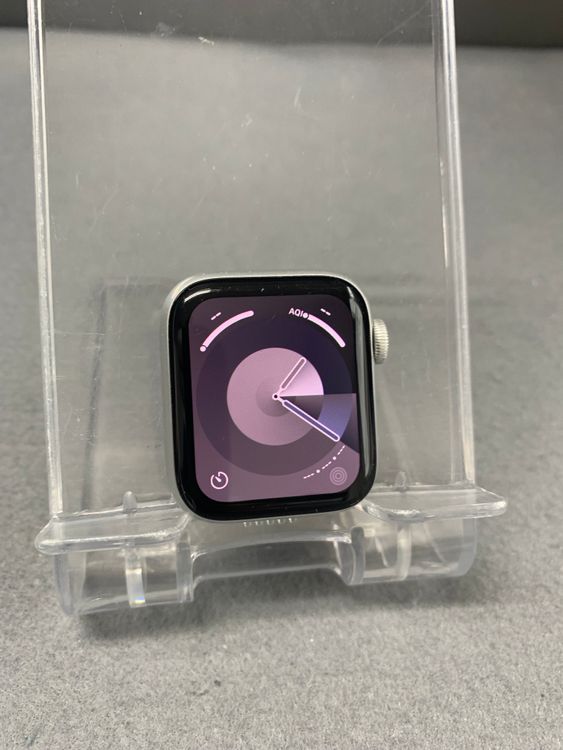 ���� Apple Watch SE ��1���� GPS��ǥ� 40mm 32GB ����С�