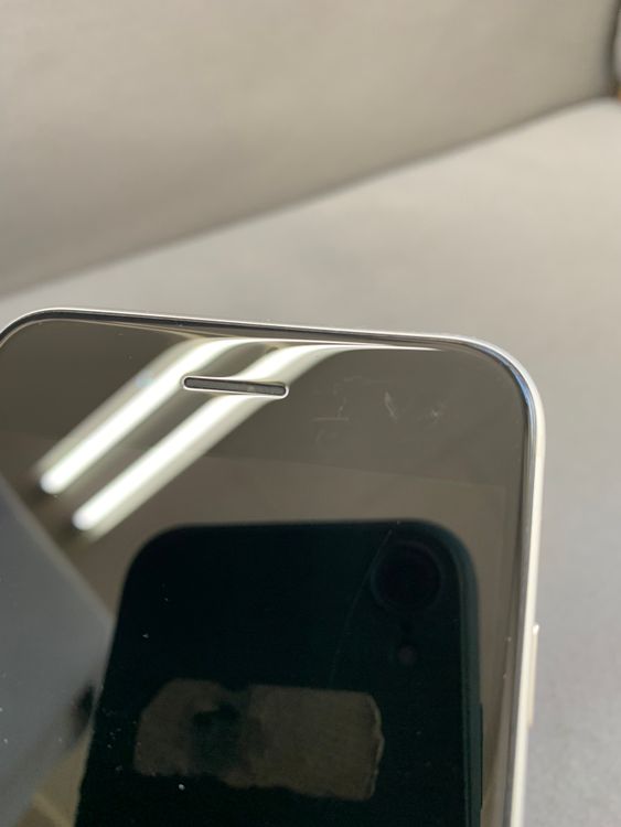 ���� ������ SIM�ե꡼ iPhoneSE ��2���� 128GB �ۥ磻�ȿ�