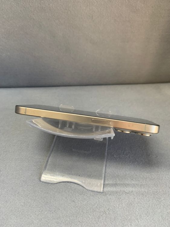 Ķ���� Apple���ȥ��� iPhone15 Pro 256GB �ʥ���������˥��࿧