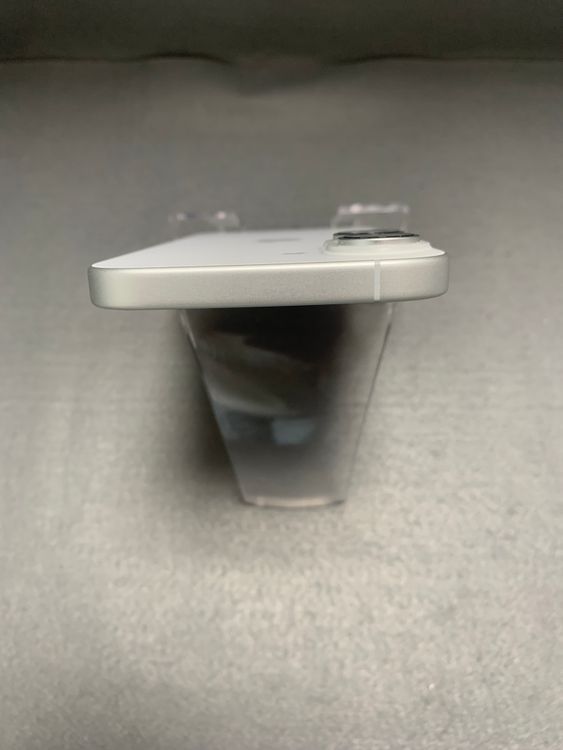 ����Ʊ�� ������ SIM�ե꡼ iPhone17 256GB �ۥ磻�ȿ�