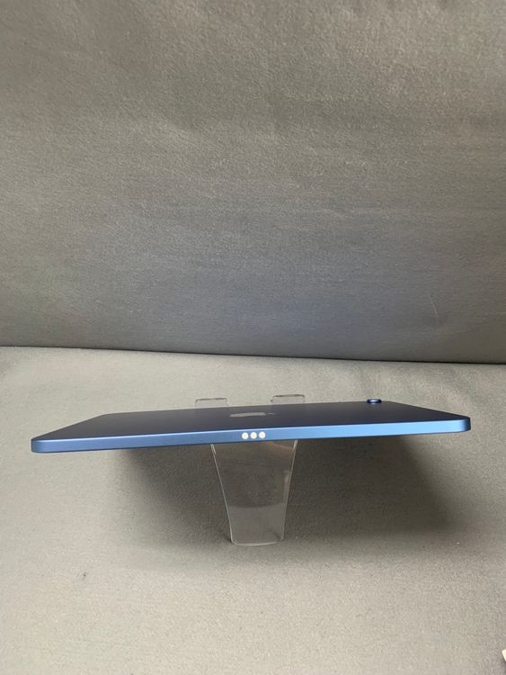 �ۤ�̤���� �����ǡڸ����ݾڤ����iPad (A16) 128GB Wi-Fi�� �֥롼��