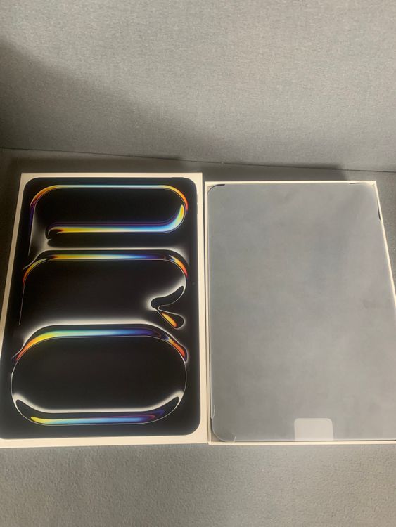 ほぼ未使用　充電一回　iPad Pro 11インチ(M5)256GB wifi版 ムスビー｜ほぼ未使用 充電一回 iPad Pro 11インチ(M5)256GB wifi版