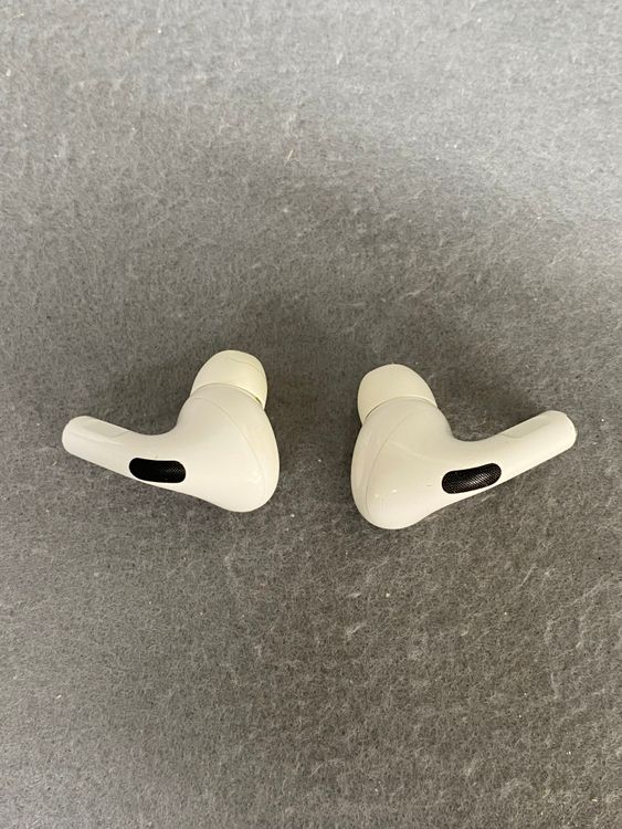 ���ʡ�AirPods Pro ������塡�ۥ磻�ȿ�