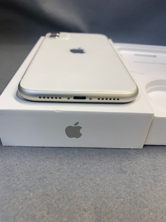 Ķ���ʡ������ǡ�SIM�ե꡼��iPhone11 128GB �ۥ磻�ȿ�
