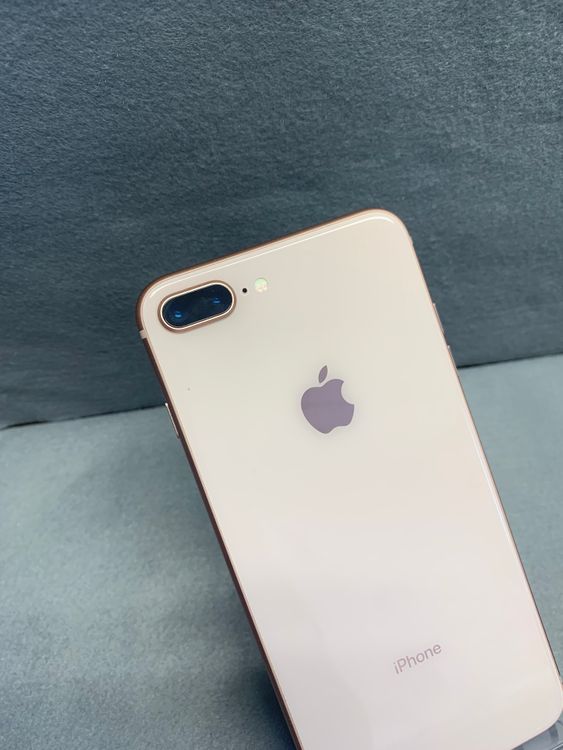 ���� ������ SIM�ե꡼ iPhone8 PLUS 64GB ������ɿ�