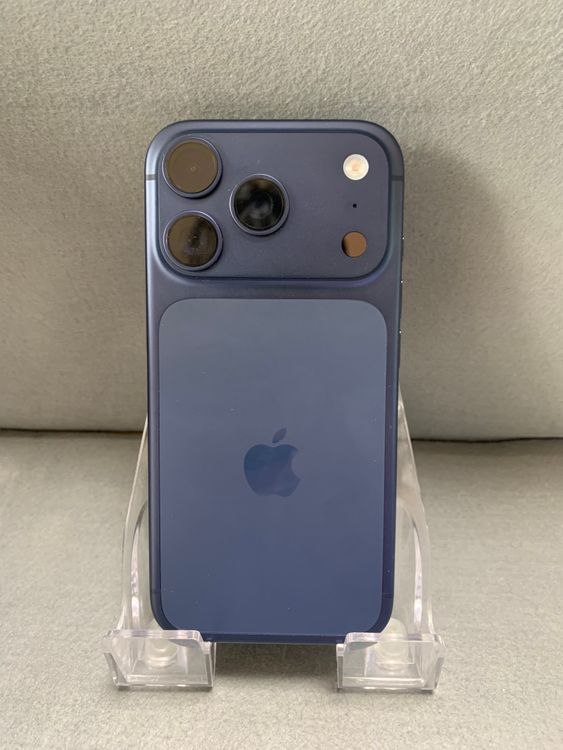 ほぼ未使用 国内版 SIMフリー iPhone17 Pro 256GB ディープブルー色