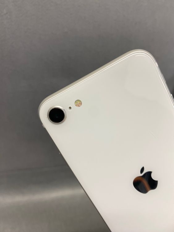 ���ʡ������ǡ�SIM�ե꡼��iPhoneSE�裲���� 256GB �ۥ磻�ȿ�