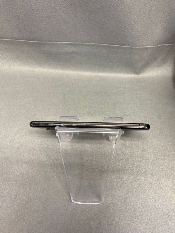 ���ʡ������ǡ�SIM�ե꡼��iPhone X 256GB ���ڡ������쥤��