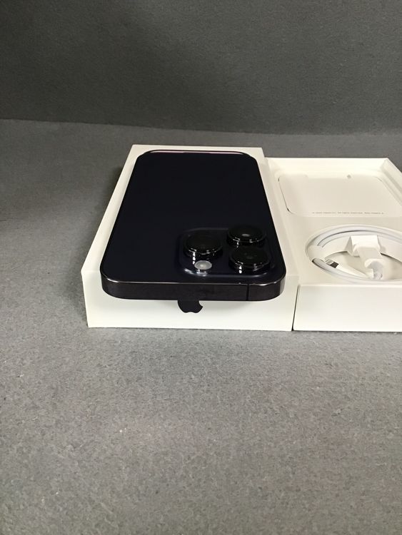 超美品 Appleストア版 SIMフリー iPhone14  Pro  256GB ディープパープル