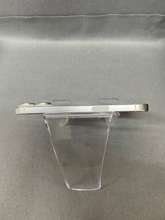 ���ʡ������ǡ�SIM�ե꡼��iPhone16 Pro 512GB �ۥ磻�ȥ����󥦥࿧