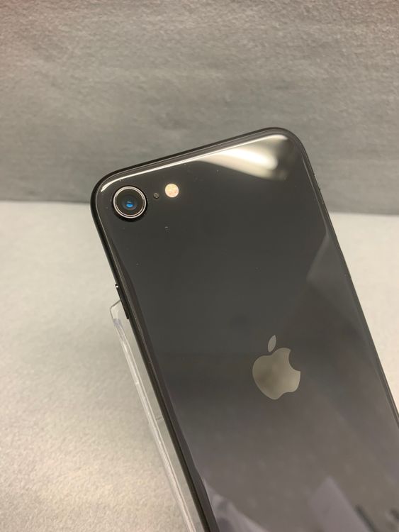 ���ʡ�Apple���ȥ��ǡ�SIM�ե꡼��iPhoneSE ��2���� 128GB �֥�å���