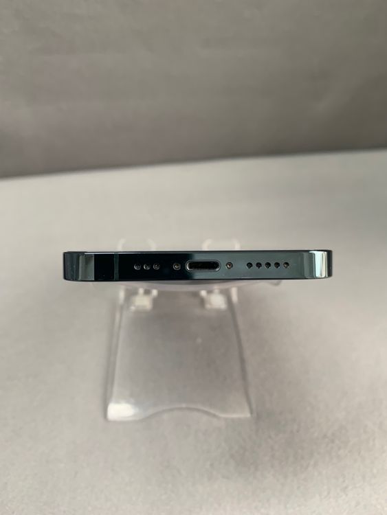 ������š������ǡ�SIM�ե꡼��iPhone12 Pro 256GB �ѥ��ե��å��֥롼��