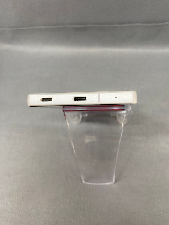 Ķ���ʡ������ǡ�SIM�ե꡼�� AQUOS R9 ��256GB ������С���