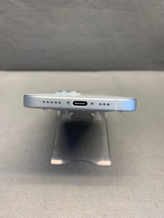 ���� ������ SIM�ե꡼ iPhone15 128GB �֥롼��