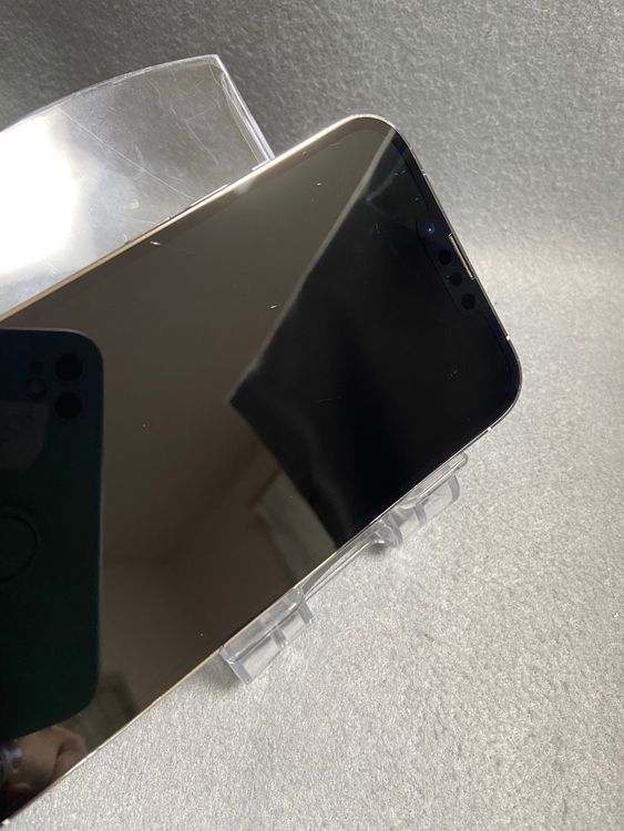 美品 Appleストア版 SIMフリー iPhone13 Pro Max 256GB シルバー色