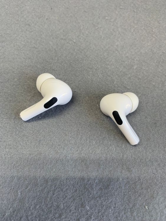 ���� AirPods Pro ��1���塡MagSafe Charging Case���ۥ磻�ȿ�