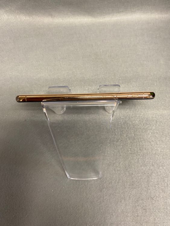 ���ʡ������ǡ�SIM�ե꡼��iPhoneXs 256GB ������ɿ�