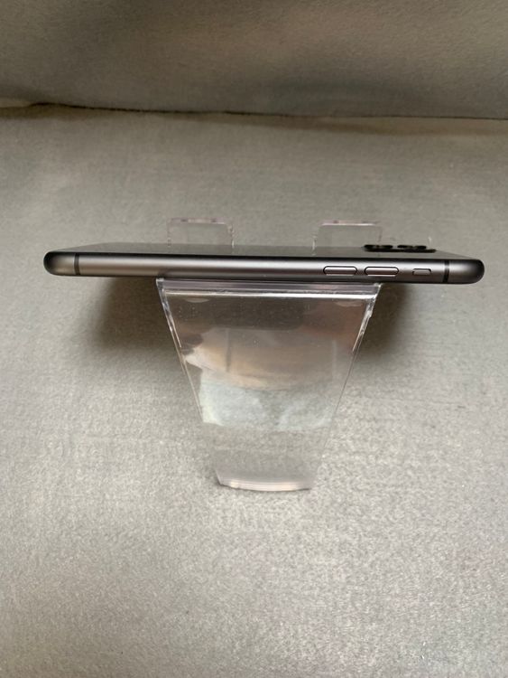 ʡǡSIMե꡼iPhone11 64GB ֥å