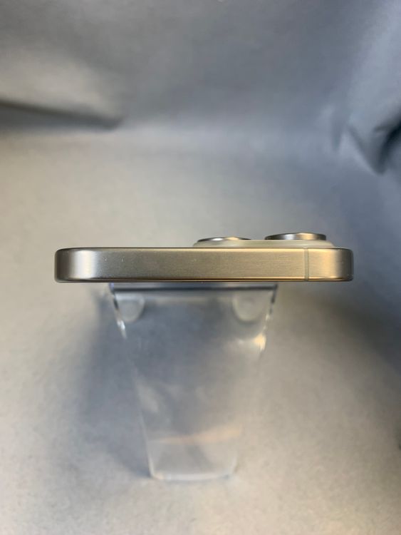 ���ʡ������ǡ�SIM�ե꡼��iPhone15 Pro Max 256GB