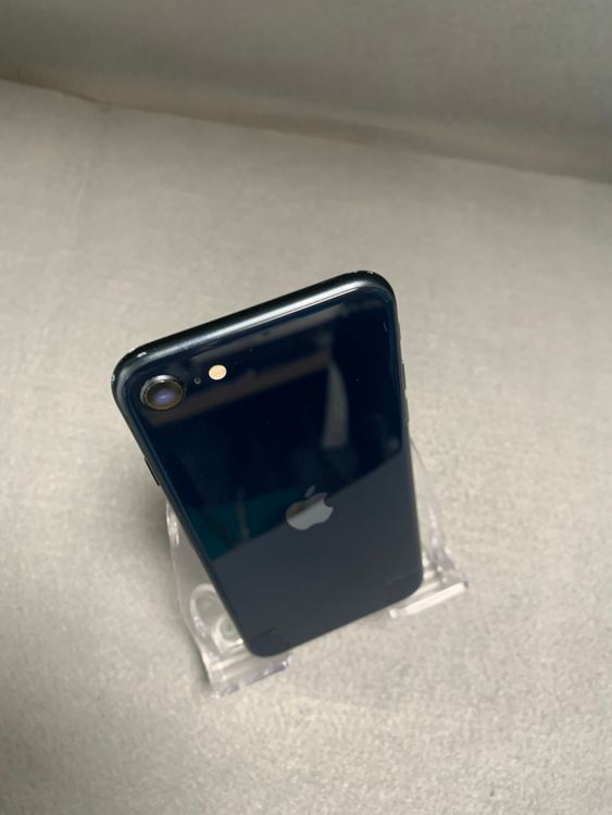   SIMե꡼ iPhoneSE 3 64GB ߥåɥʥȿ