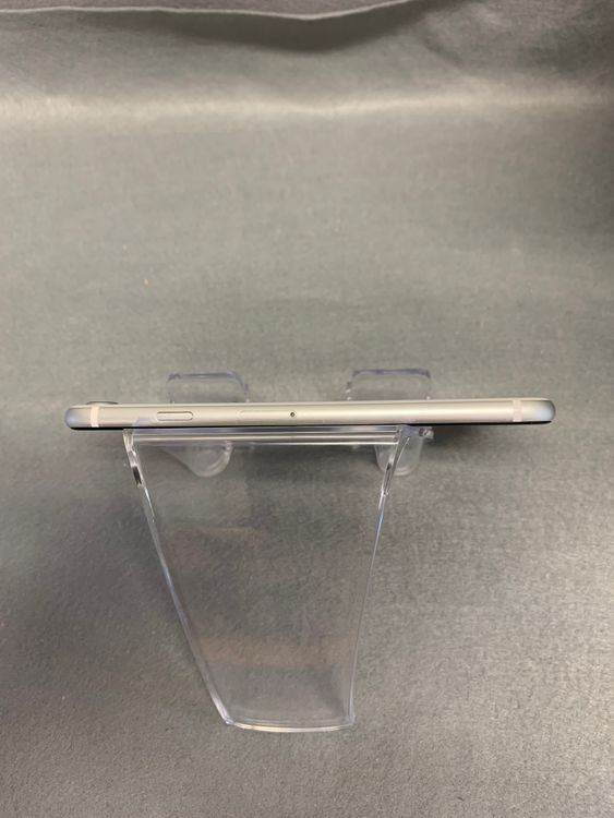 ���ʡ������ǡ�SIM�ե꡼��iPhoneSE��2���� 128GB �ۥ磻�ȿ�
