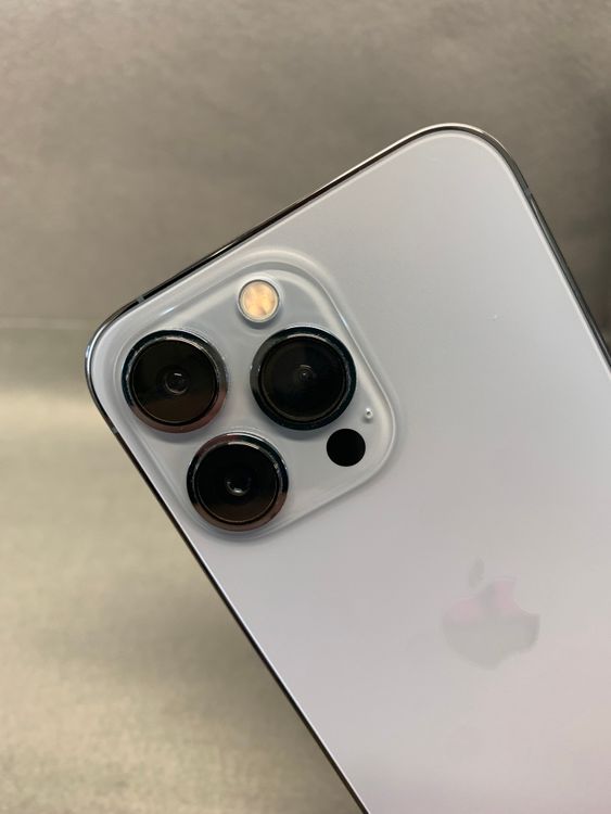 Ķ���ʡ������ǡ�SIM�ե꡼��iPhone13 pro 256GB ������֥롼��