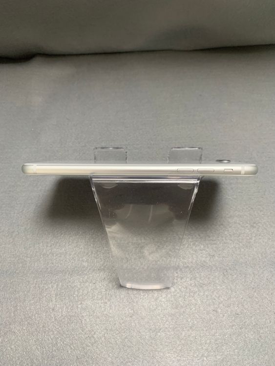 中古 国内版 SIMフリー iPhone8 Plus 256GB シルバー色