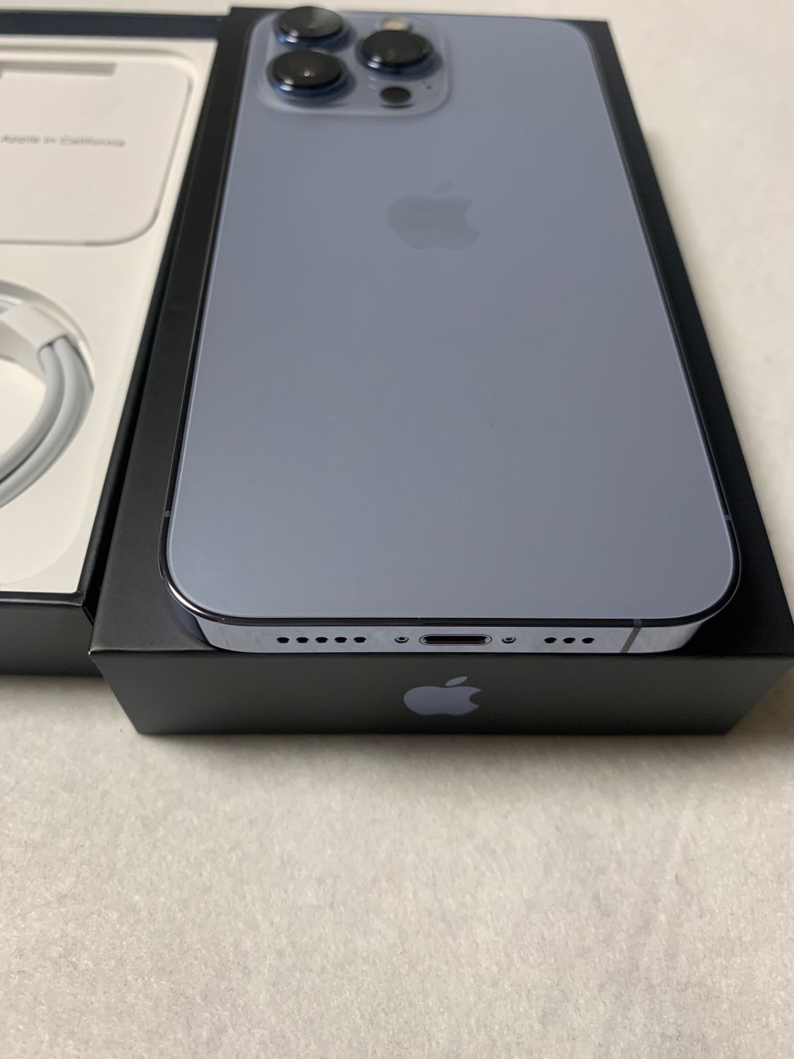 ムスビー｜超美品 国内版 simフリー iPhone13 Pro 256GB バッテリー86 