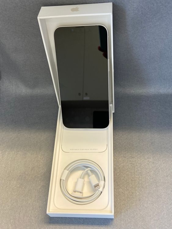 ���ʡ�Apple���ȥ��ǡ�SIM�ե꡼ iPhone14  128GB �������饤�ȿ�