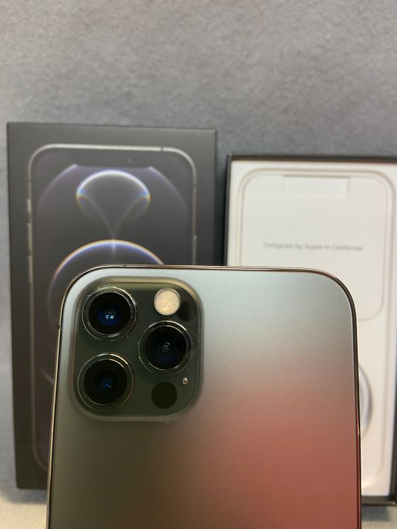 ���ʡ������ǡ�SIM�ե꡼��iPhone12 Pro 256GB ����ե����ȿ�