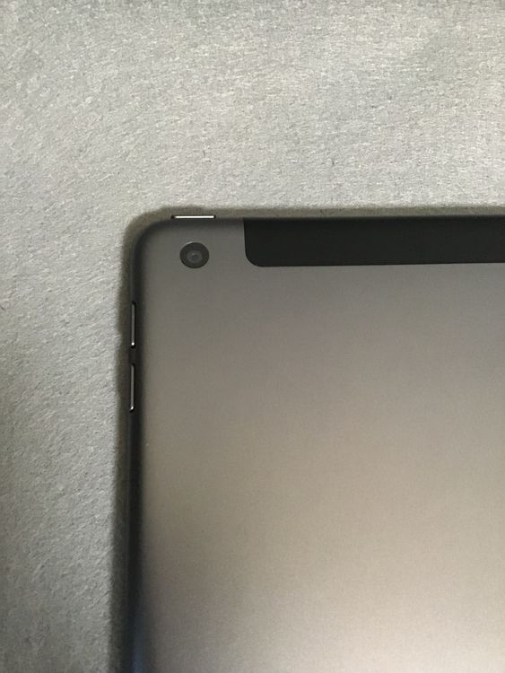 ʡWi-FicellularǡSIMե꡼iPad 9塡64GB ڡ쥤
