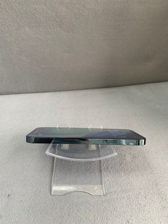 ������� Apple���ȥ��� SIM�ե꡼ iPhone12 Pro 256GB