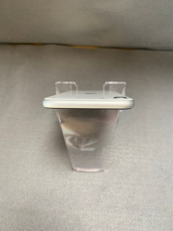   SIMե꡼ iPhoneSE 2 64GB ۥ磻ȿ