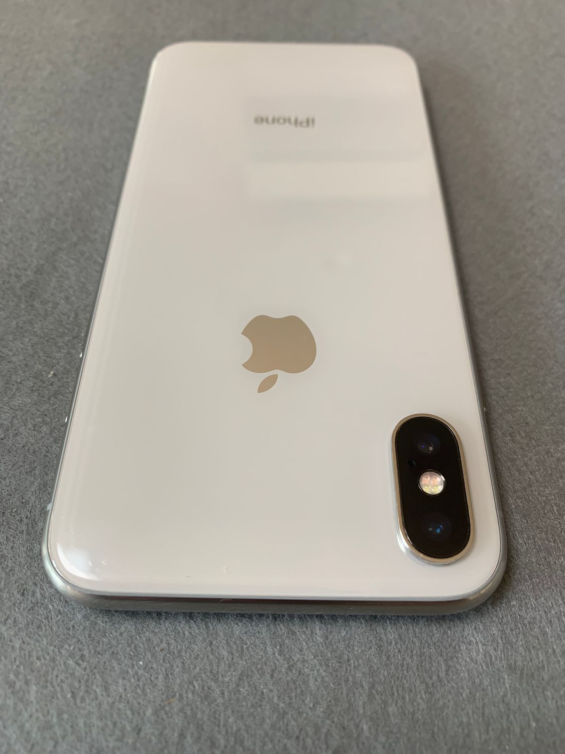 ムスビー｜美品 Appleストア版 SIMフリー iPhoneX 256GB シルバー色 
