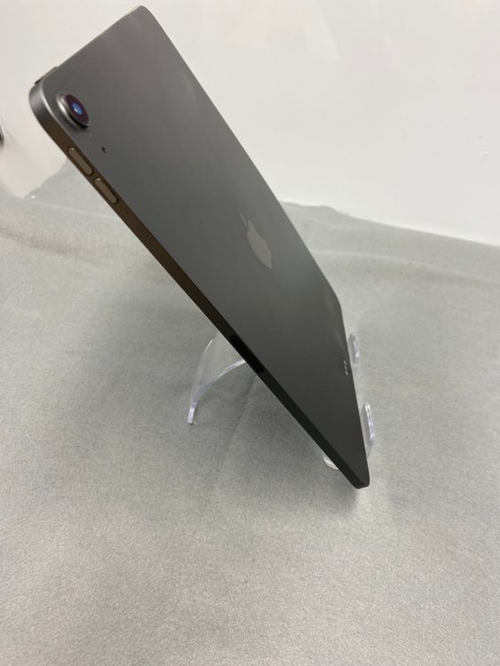 ��š�iPad Air ������塡64GB Wi-Fi�ǡ����ڡ������졼��