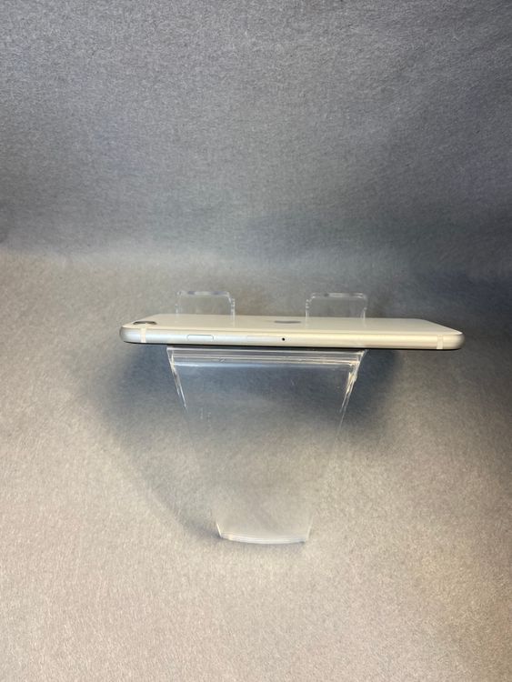 Ķ���ʡ������ǡ�SIM�ե꡼��iPhoneSE ��2���塡64GB �ۥ磻�ȿ�