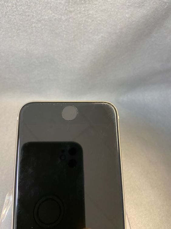 ��� ������ SIM�ե꡼ iPhone SE ��3���塡64GB �������饤�ȿ�