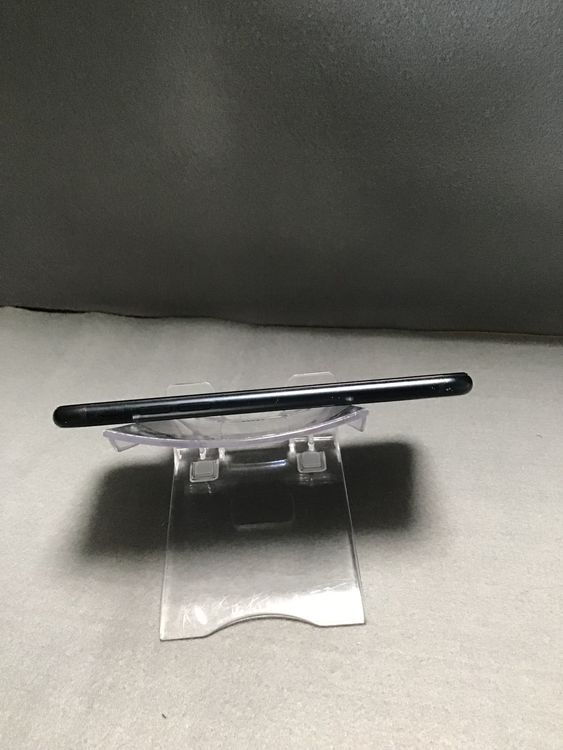 šǡSIMե꡼iPhoneSE 3塡ߥåɥʥȿ