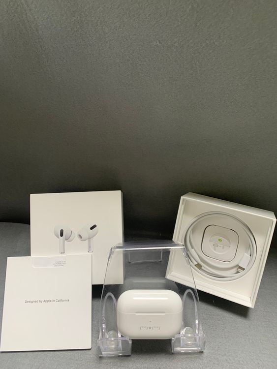  AirPods Pro 1 with MagSafe Charging Case