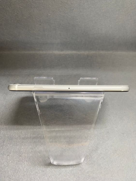 ���ʡ������ǡ�SIM�ե꡼��iPhoneSE �裲���� 64GB �ۥ磻�ȿ�