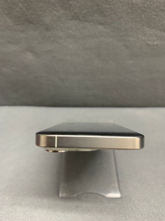 Ķ���� ������ SIM�ե꡼ iPhone15 Pro 512GB �ۥ磻�ȥ����˥��࿧