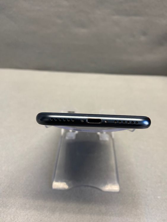 ���ʡ������ǡ�SIM�ե꡼��iPhoneSE ��3���塡 64GB �ߥåɥʥ��ȿ�