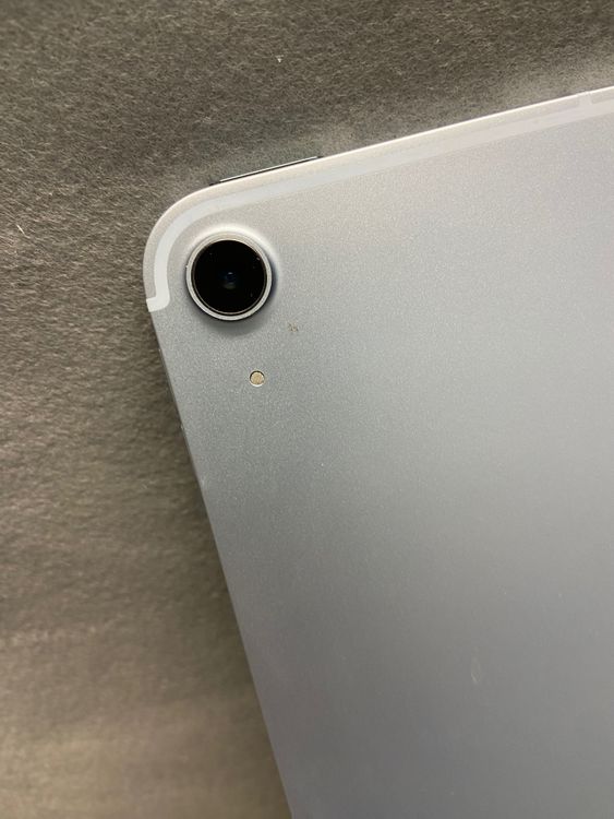 ���� ������ SIM�ե꡼ iPad Air ��4���� 64GB Cellular�� �������֥롼��