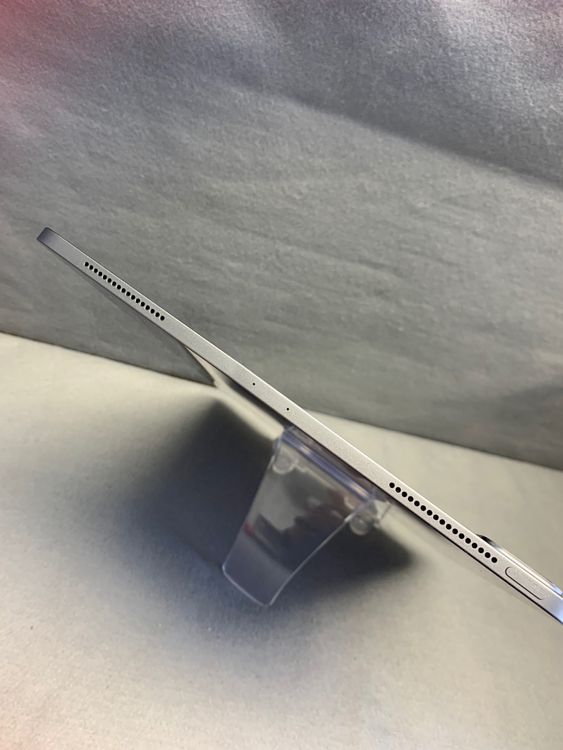 ���� iPad Pro 12.9����� �裴���� 256GB Wi-Fi�� ���ڡ������쥤��