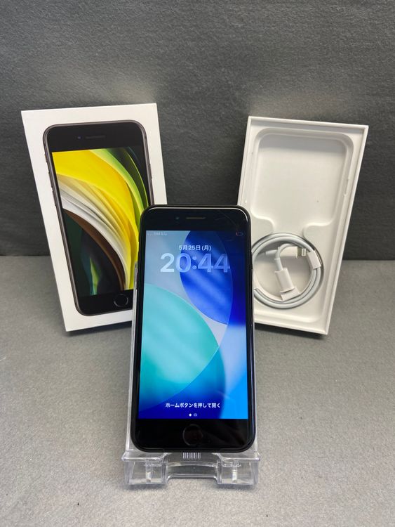 ��� ������ SIM�ե꡼ iPhoneSE ��2���� 64GB �֥�å���