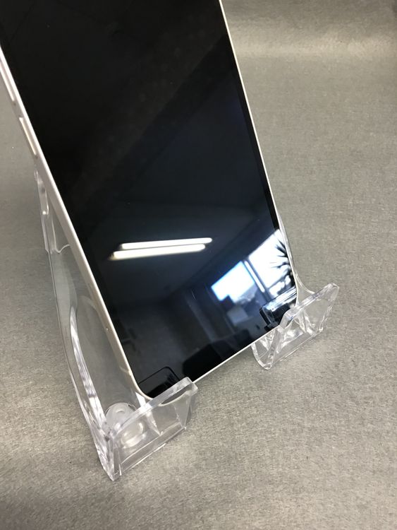 ���� ������ SIM�ե꡼��iPhone13  128GB  �������饤�ȿ�