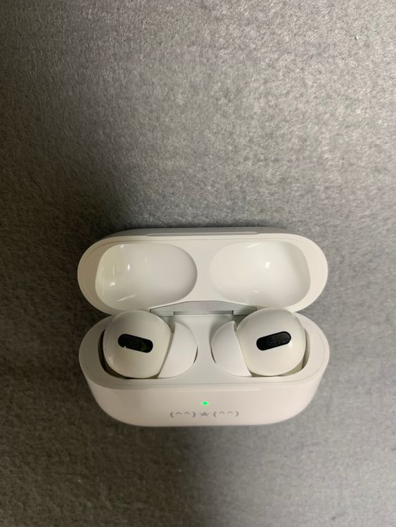  AirPods Pro 1 with MagSafe Charging Case